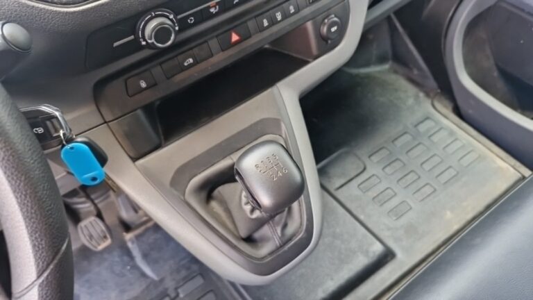 Citroën Jumpy FOURGON m bluehdi 120 ss bvm6 club 340 nm - Image 19 (July 17, 2026)