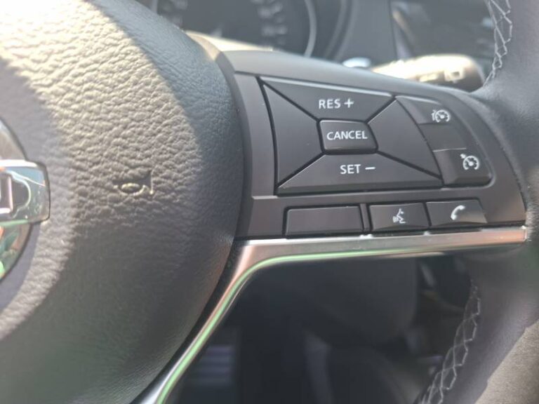 Nissan Qashqai 1.3 DIG-T 158 DCT N-Connecta - Image 15 (July 17, 2026)