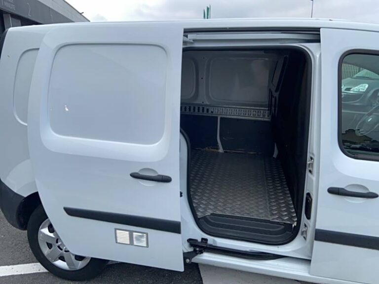 Renault Kangoo Van EXPRESS GRAND VOLUME BLUE DCI 115 CONFORT - Image 16 (July 17, 2026)