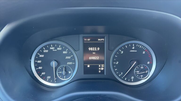 Mercedes Vito 114 CDI 136 9G-Tronic Mixto First - Image 12 (July 17, 2026)