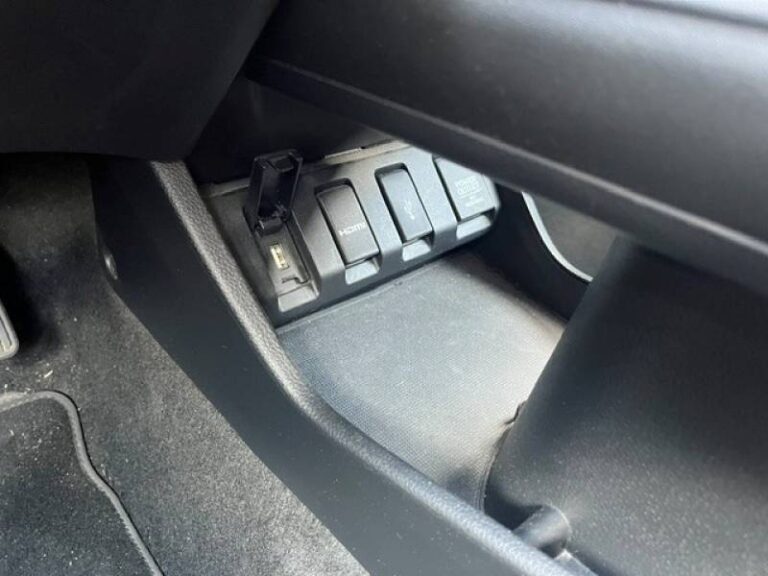 Honda HRV HR-V 1.5 i-VTEC Executive Navi CVT - Image 14 (July 17, 2026)