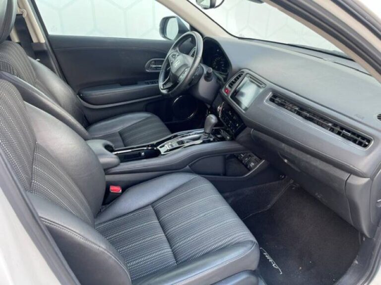 Honda HRV HR-V 1.5 i-VTEC Executive Navi CVT - Image 20 (July 17, 2026)