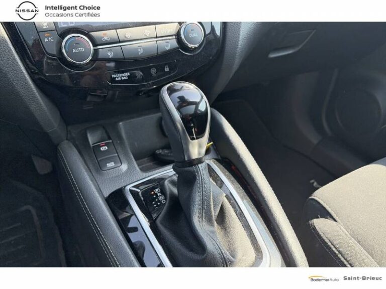 Nissan Qashqai 1.5 dCi 115 DCT N-Connecta - Image 10 (July 17, 2026)