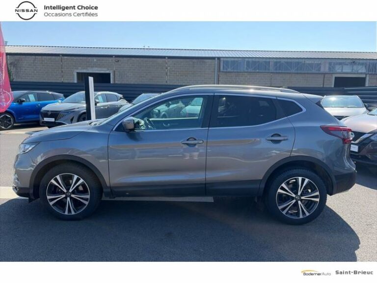 Nissan Qashqai 1.5 dCi 115 DCT N-Connecta - Image 02 (July 17, 2026)