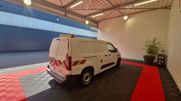 Citroën Berlingo VAN XL 950 BLUEHDI 130 SS EAT8 WORKER - Image 05 (July 17, 2026)
