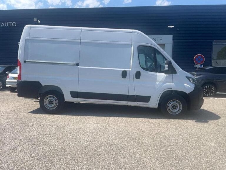 Peugeot Boxer II 2.2 140 CH 3.5T 951km - Image 04 (July 17, 2026)