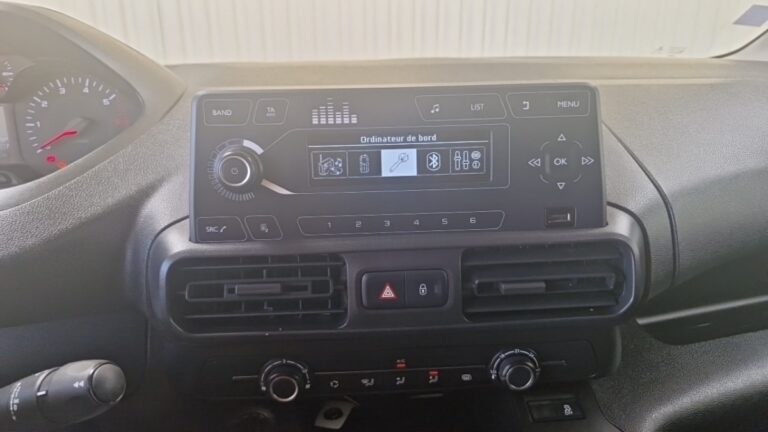 Peugeot Partner PURETECH 110 S&S STANDARD 650KG PREMIUM - Image 12 (July 17, 2026)