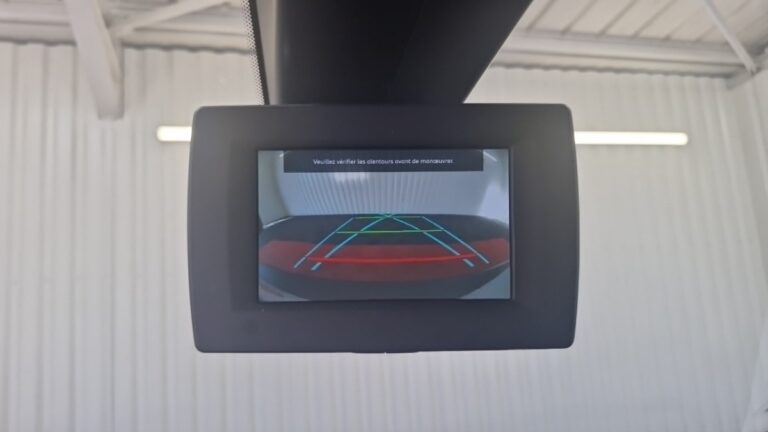 Peugeot Partner PURETECH 110 S&S STANDARD 650KG PREMIUM - Image 17 (July 17, 2026)