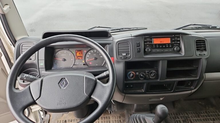 Renault-Trucks Maxity 3T5 DCI 130 CAISSE 20m3 + HAYON - Image 14 (July 17, 2026)