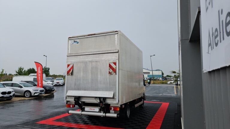 Renault-Trucks Maxity 3T5 DCI 130 CAISSE 20m3 + HAYON - Image 05 (July 17, 2026)