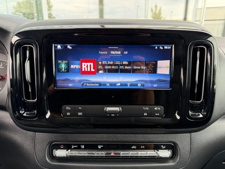 Mercedes Vito 114 CDI Fg Compact BVA Feux Led Carplay 34900HT - Image 17 (July 18, 2026)