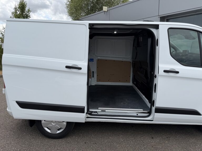 Ford Transit Custom 2.0 131 ch Trend Business Attelage 21990HT - Image 07 (July 18, 2026)
