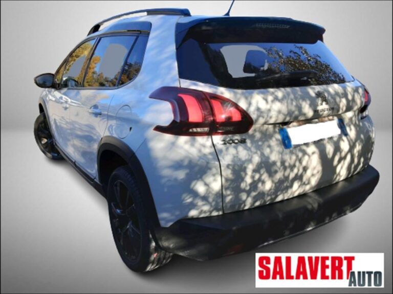 Peugeot 2008 1.2L 110 CV PURETECH GT LINE - Image 04 (July 18, 2026)