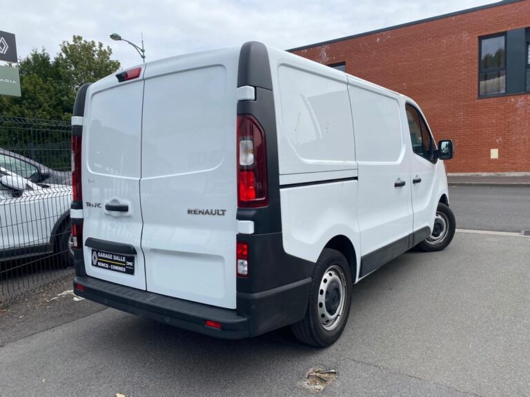 Renault Trafic GRD CONFORT 2.0DCI 130CV 2T8 13700HT – CAMERA/CARPLAY/GPS/ROUE DE SECOURS - Image 19 (July 18, 2026)