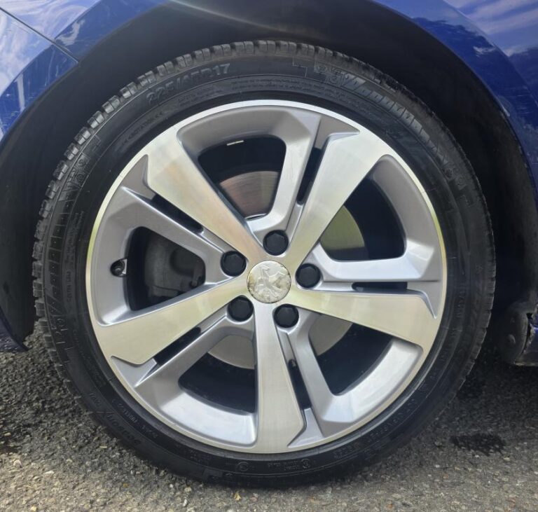 Peugeot 308 SW 2.0 HDI 150cv Gt Line EAT6 Distribution neuve - Image 11 (July 18, 2026)