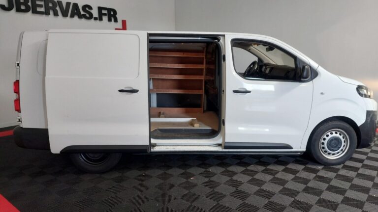 Citroën Jumpy XL 2.0 BlueHDi 120 S&S BVM6 (340 Nm) Driver - Image 04 (July 18, 2026)