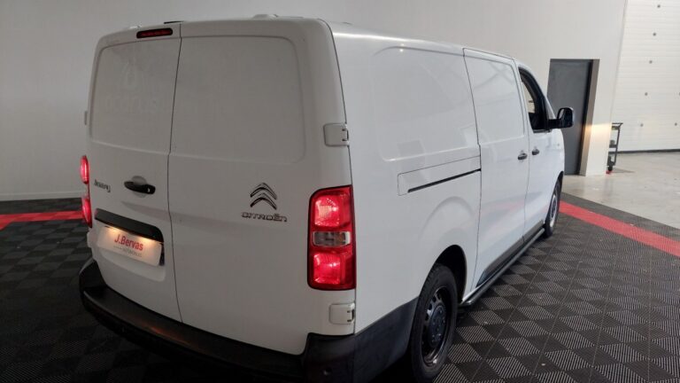 Citroën Jumpy XL 2.0 BlueHDi 120 S&S BVM6 (340 Nm) Driver - Image 05 (July 18, 2026)