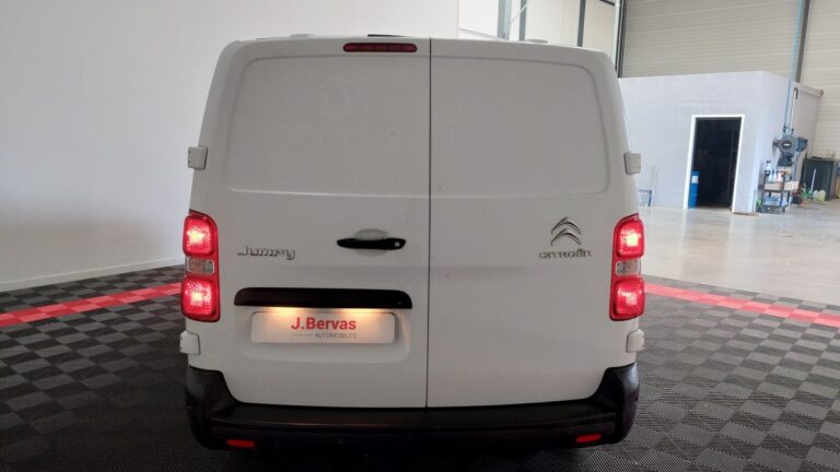 Citroën Jumpy XL 2.0 BlueHDi 120 S&S BVM6 (340 Nm) Driver - Image 06 (July 18, 2026)