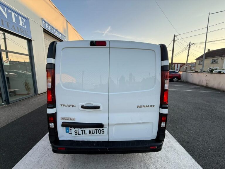 Renault Trafic 2.0 BLUE DCI 120 CH COMFORT TVA RECUPERABLE GARANTIE 6 MOIS / REPRISE POSSIBLE - Image 06 (July 18, 2026)