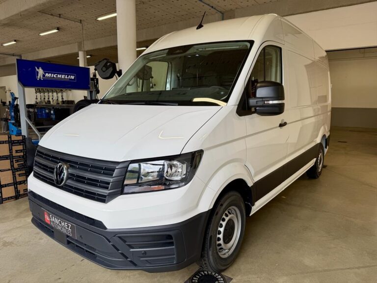 Volkswagen Crafter 35 2.0 TDI 140 BUSINESS - Image 01 (July 18, 2026)