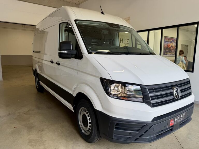 Volkswagen Crafter 35 2.0 TDI 140 BUSINESS - Image 03 (July 18, 2026)