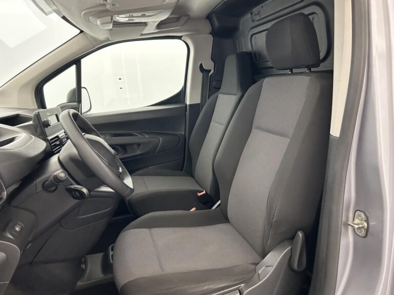 Peugeot Partner VUL STANDARD 650 KG BLUEHDI 100 S&S BVM5 PRO 3p - Image 09 (July 19, 2026)