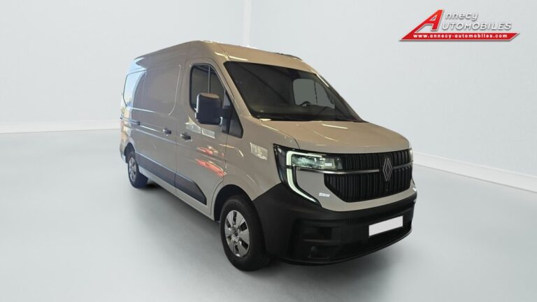 Renault Master Fourgon BLUE DCI 130 3T5 TR EXTRA - Image 01 (July 20, 2026)