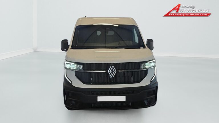 Renault Master Fourgon BLUE DCI 130 3T5 TR EXTRA - Image 02 (July 20, 2026)
