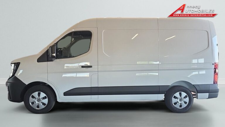 Renault Master Fourgon BLUE DCI 130 3T5 TR EXTRA - Image 04 (July 20, 2026)