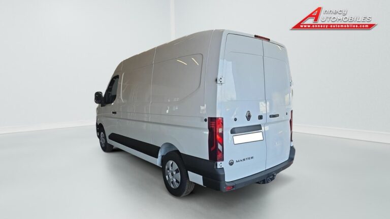 Renault Master Fourgon BLUE DCI 130 3T5 TR EXTRA - Image 05 (July 20, 2026)