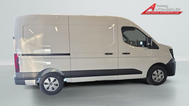 Renault Master Fourgon BLUE DCI 130 3T5 TR EXTRA - Image 08 (July 20, 2026)
