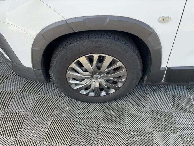 Peugeot Rifter STANDARD PURETECH 110 SS BVM6 ALLURE - Image 02 (July 20, 2026)