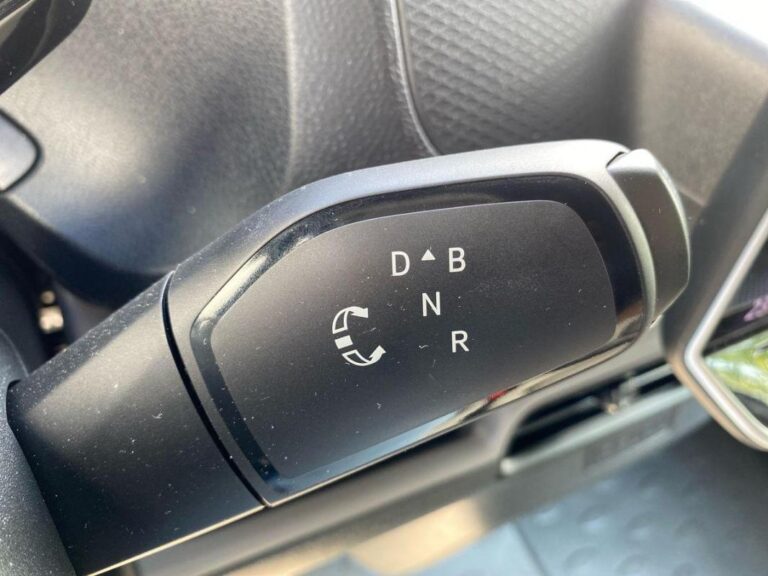 Volkswagen ID. BUZZ ID CARGO PRO (79KWH/210KW) - Image 11 (July 20, 2026)