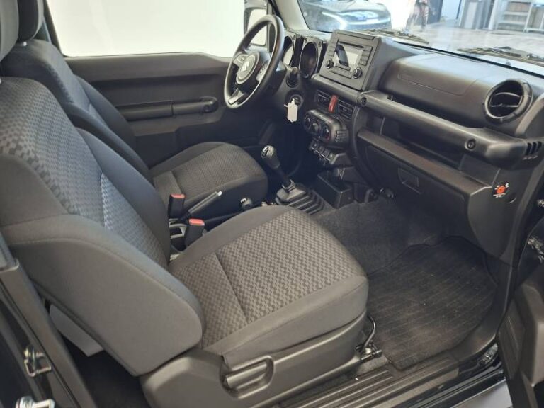 Suzuki Jimny (30) 1.5 VVT 2 PLACES PRIVILEGE - Image 15 (July 20, 2026)