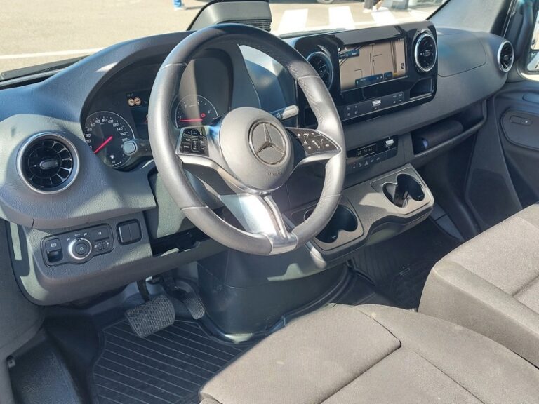 Mercedes Sprinter 317 CDI Fourgon 14m3 170CH BVA 38900€HT Garan - Image 03 (July 21, 2026)