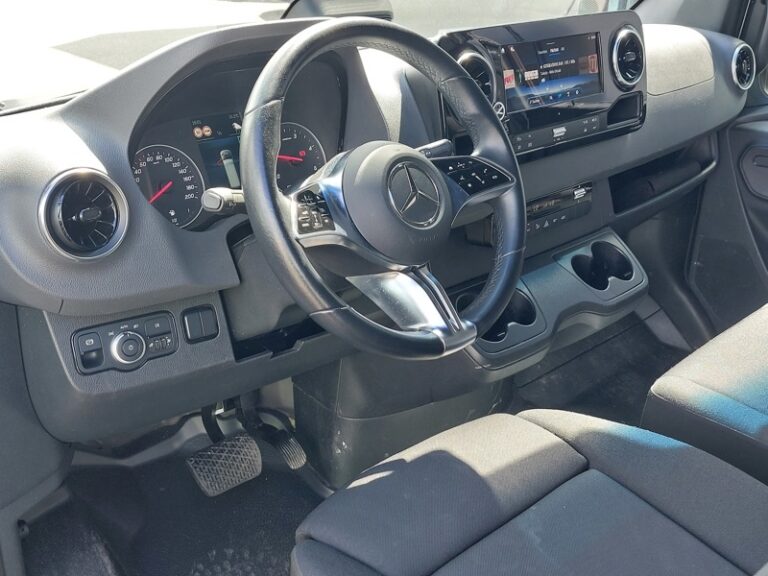 Mercedes Sprinter 317 CDI Fourgon 14m3 170ch BVA 38900€HT Garan - Image 03 (July 21, 2026)