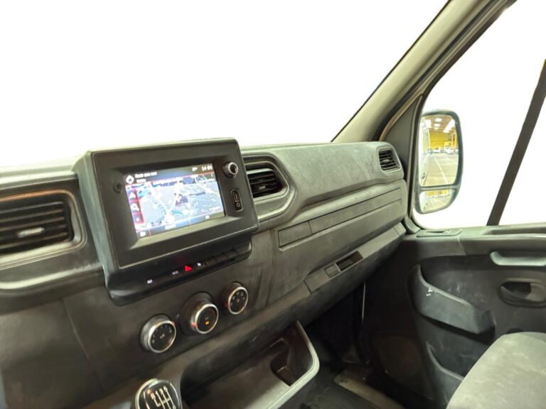 Renault Master FOURGON FGN TRAC F3300 DCI 135 GRAND CONFORT - Image 10 (July 21, 2026)