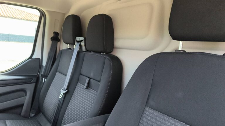 Ford Transit Custom 2.0 TDCi 130 Trend Business - Image 09 (July 21, 2026)