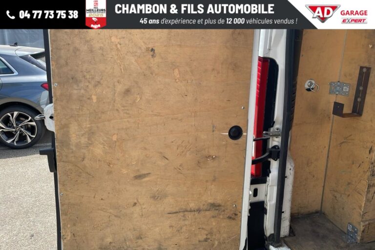 Peugeot Boxer FOURGON TOLE 330 BLUEHDI 120 S PREMIUM - Image 18 (July 21, 2026)