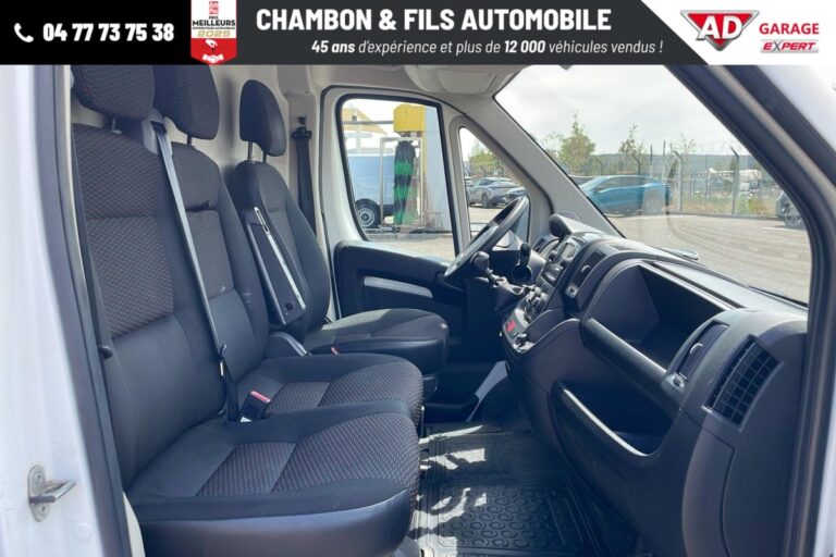 Peugeot Boxer FOURGON TOLE 330 BLUEHDI 120 S PREMIUM - Image 09 (July 21, 2026)