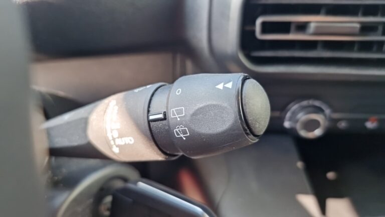 Peugeot Partner FOURGON M 650 KG PURETECH 110 SS BVM6 - Image 14 (July 21, 2026)