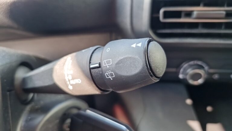 Peugeot Partner FOURGON M 650 KG PURETECH 110 SS BVM6 - Image 15 (July 21, 2026)