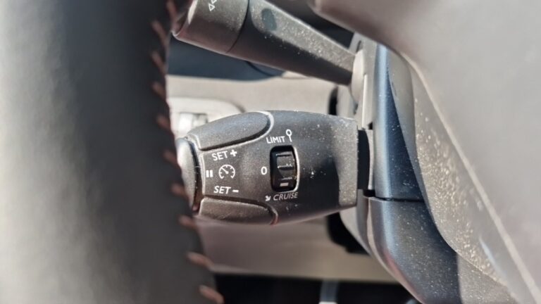 Peugeot Partner FOURGON M 650 KG PURETECH 110 SS BVM6 - Image 17 (July 21, 2026)