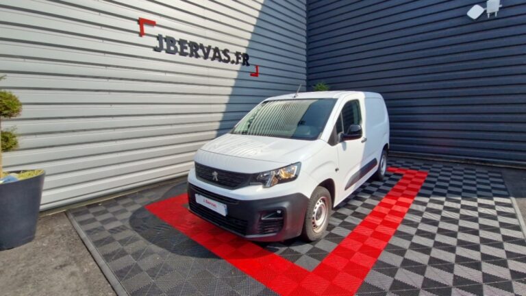 Peugeot Partner FOURGON M 650 KG PURETECH 110 SS BVM6 - Image 02 (July 21, 2026)