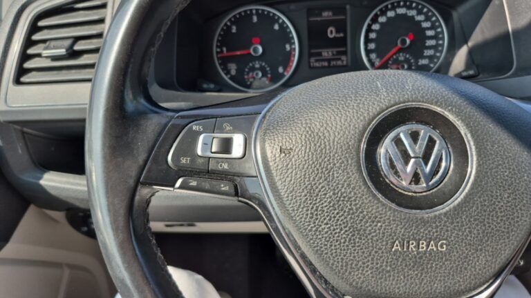 Volkswagen Transporter FOURGON tole 2.0 tdi 102 business line - Image 15 (July 21, 2026)
