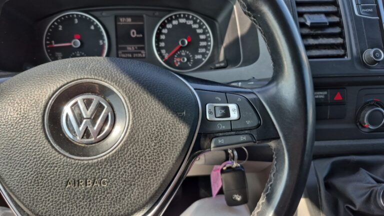 Volkswagen Transporter FOURGON tole 2.0 tdi 102 business line - Image 16 (July 21, 2026)