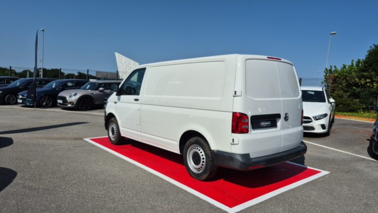 Volkswagen Transporter FOURGON tole 2.0 tdi 102 business line - Image 07 (July 21, 2026)