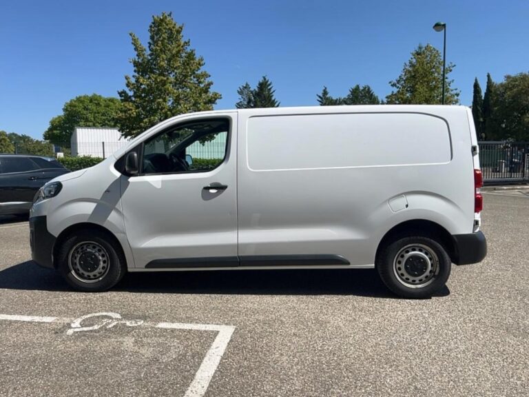 Peugeot Expert III 2.0 BLUEHDI 120 S&S STANDARD PREMIUM - Image 08 (July 21, 2026)