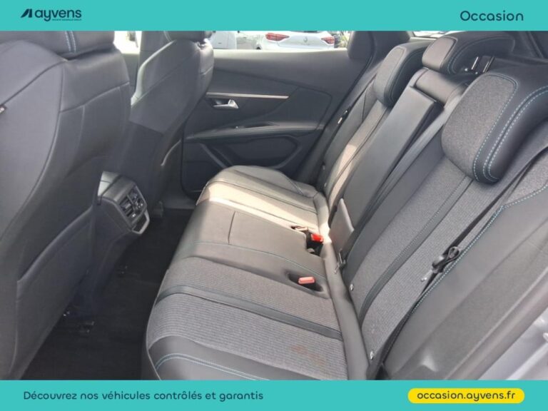 Peugeot 3008 HYBRID 225ch Allure e-EAT8 - Image 11 (July 22, 2026)