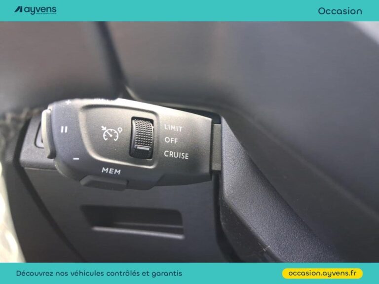 Peugeot 3008 HYBRID 225ch Allure e-EAT8 - Image 17 (July 22, 2026)